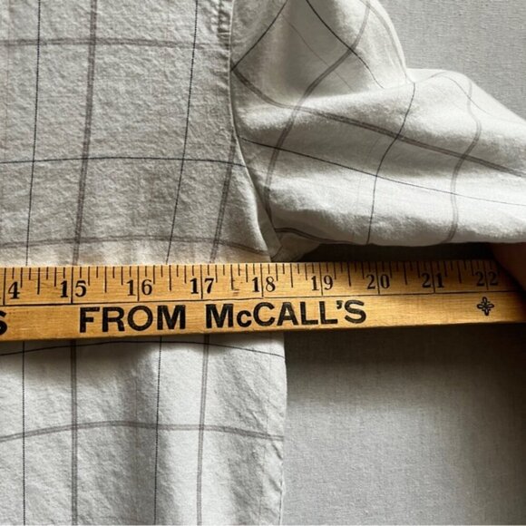 Babaton Aritzia lined collar white blouse Sz M - Picture 9 of 9